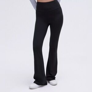 Black Lululemon Groove Nulu Super High-Rise Flared Pant Regular Black Size 6